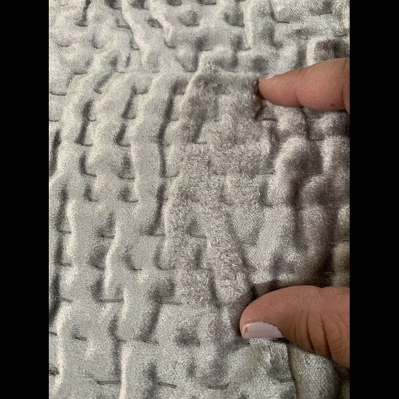 NEW Hotel‎ Collection Velvet Quilted (1) Euro Pillow Case - Picture 5 of 10